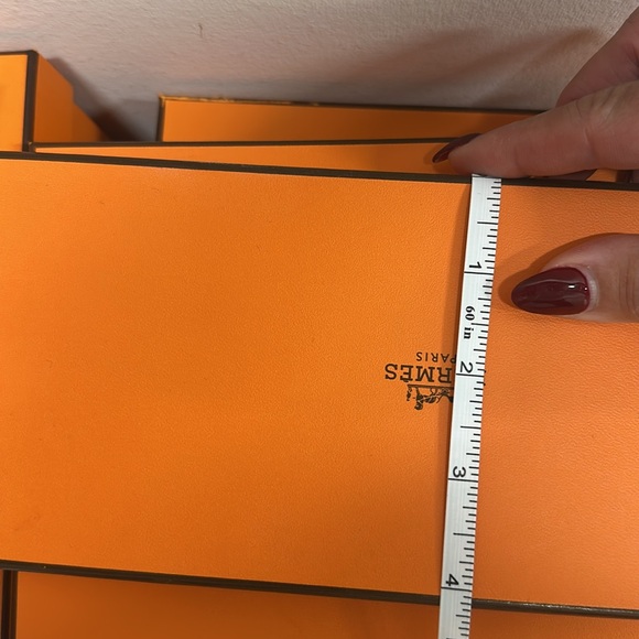 - Hermes boxes
Mostly shoe boxes - Picture 5 of 5